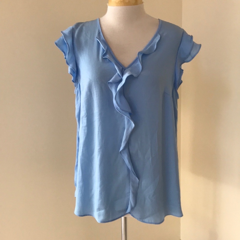 New! Banana republic factory large blue ruffled top.
